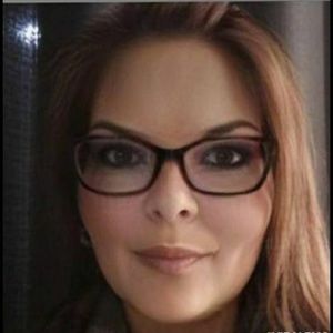 Meet your Posher, Lyane